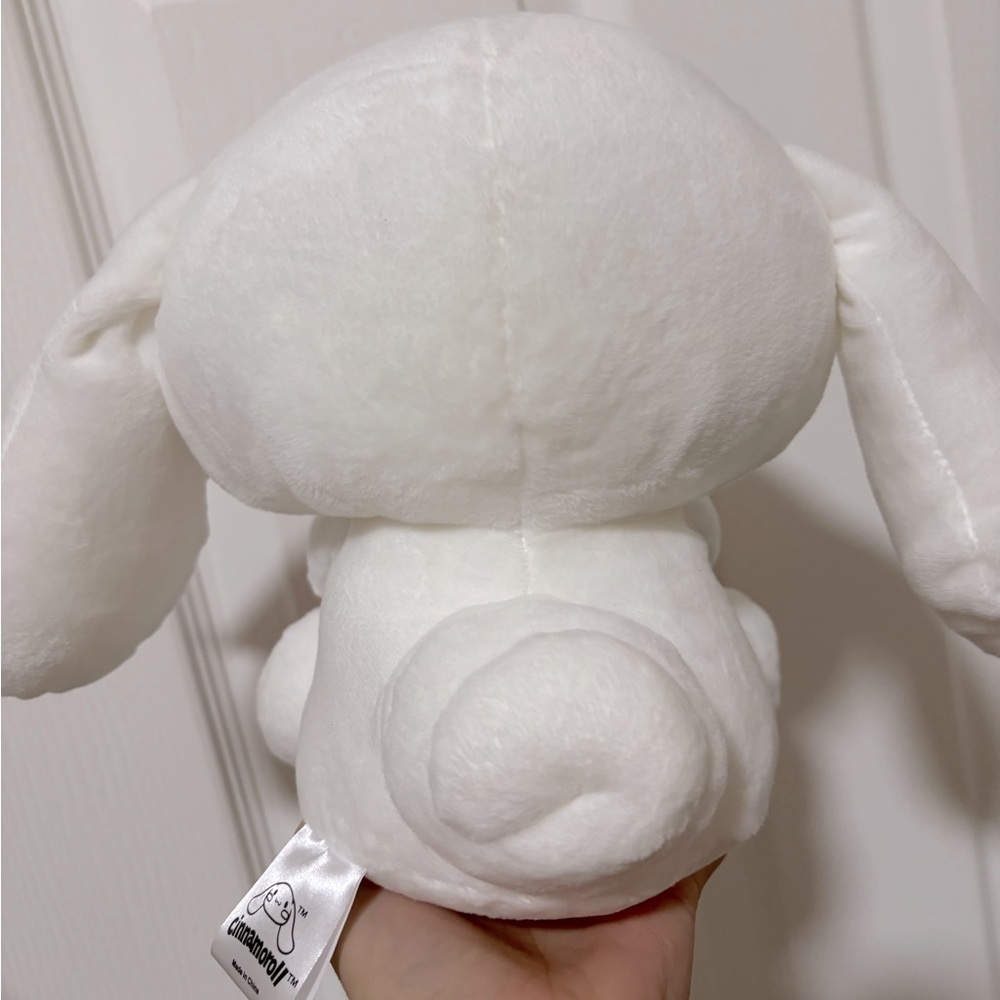 Cinnamoroll Valentines (8 IN”) Edition Plushie ❤️ NWT - Picture 5 of 6